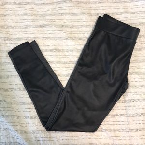 Willow & Clay leggings